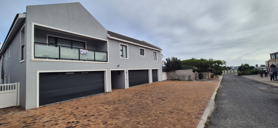 5 Bedroom Property for Sale in Myburgh Park Western Cape